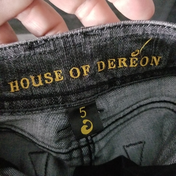 HOUSE OF DEREON | bootcut black wash jeans - Picture 8 of 10